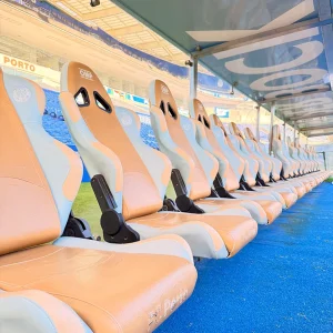 Cadeira do banco de suplentes do Estádio do Dragão