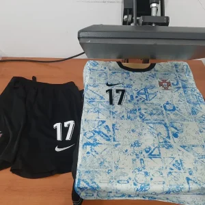 Kit de criança Alternativo Portugal 2024 - Últimas Unidades | 1-2 anos